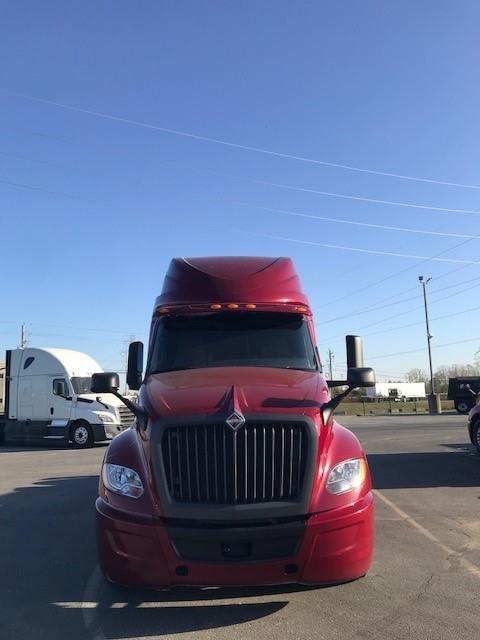 2022 International LT625-15