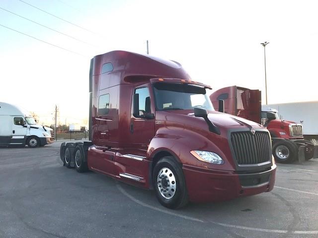 2022 International LT625-4