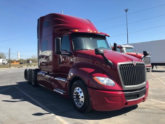 2022 International LT625-16