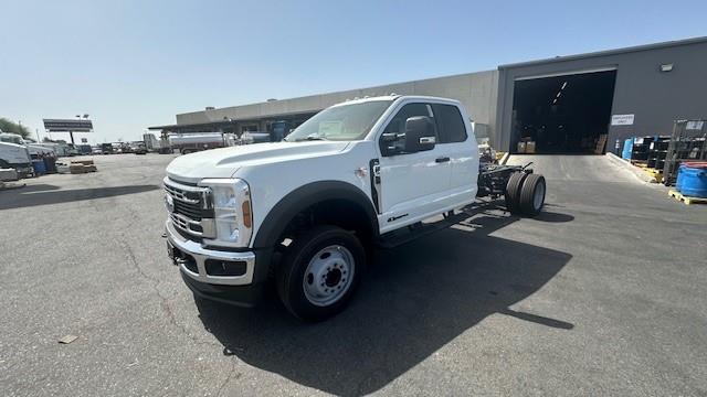 2024 Ford F-550-1