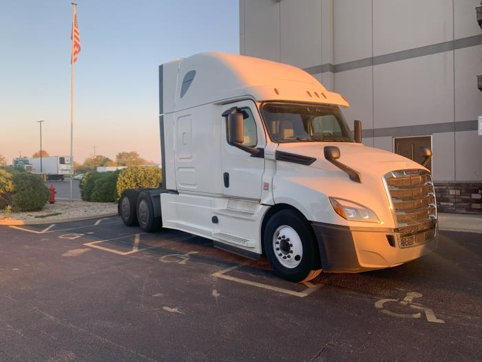 2020 Freightliner Cascadia-4