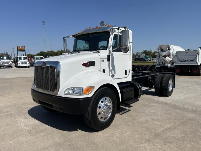 2018 Peterbilt 337-1