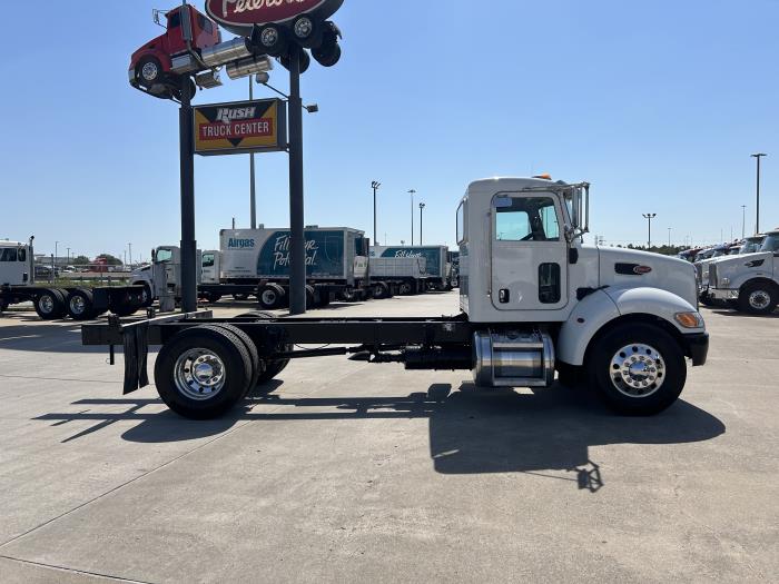 2018 Peterbilt 337-6