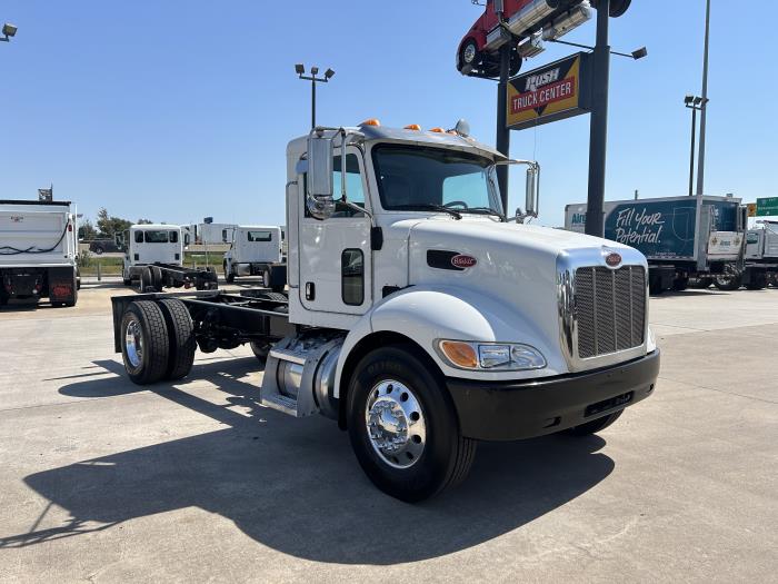 2018 Peterbilt 337-7