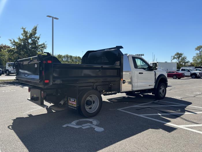 2024 Ford F-550-7