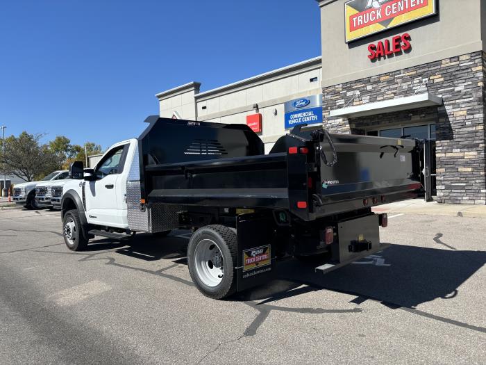 2024 Ford F-550-8