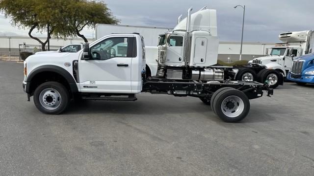 2024 Ford F-550-2