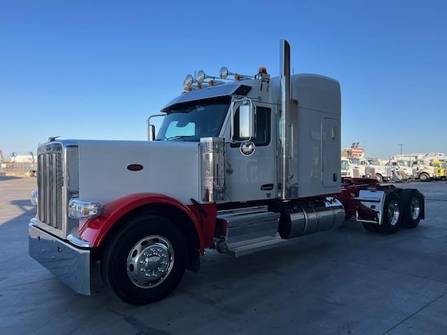 2025 Peterbilt 589-1