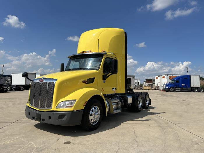 2021 Peterbilt 579-1