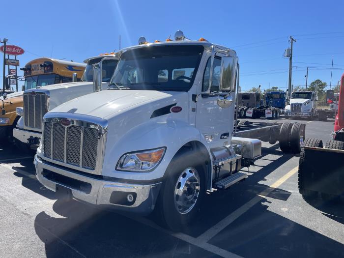 2025 Peterbilt 536-2