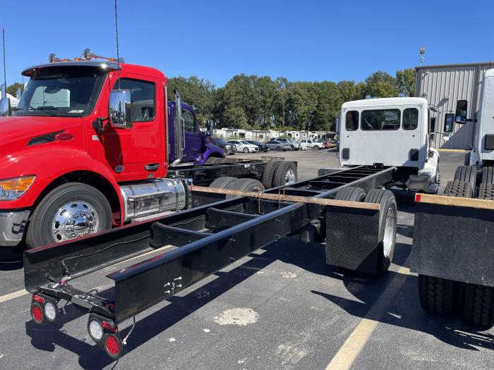 2025 Peterbilt 536-4