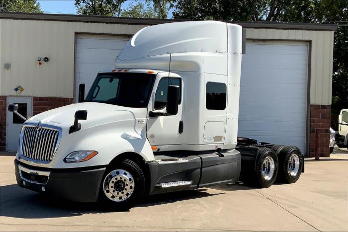 2019 International LT625-1