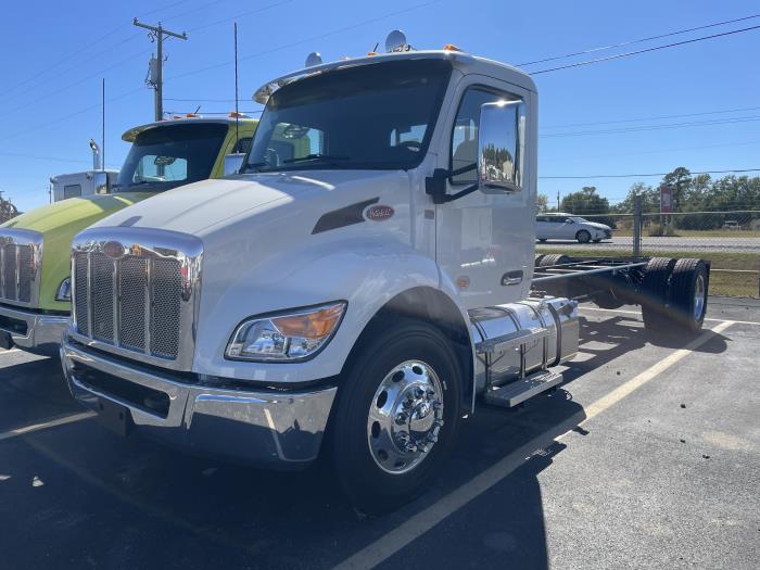 2025 Peterbilt 537-1