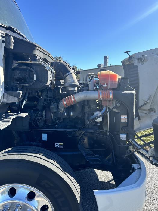 2019 Peterbilt 579-18