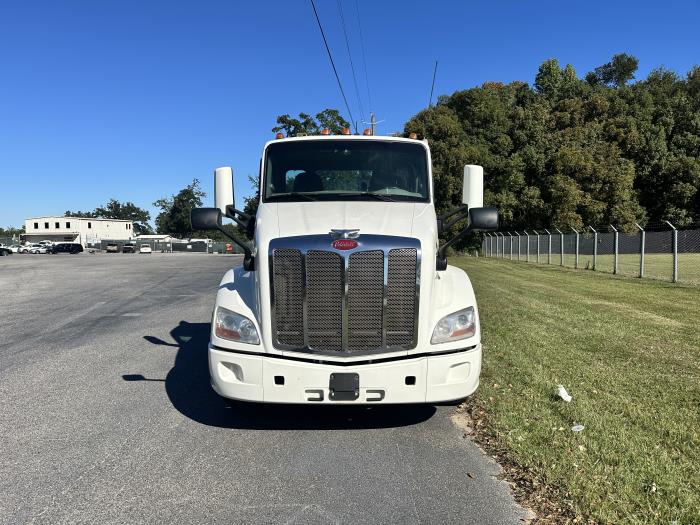 2019 Peterbilt 579-2