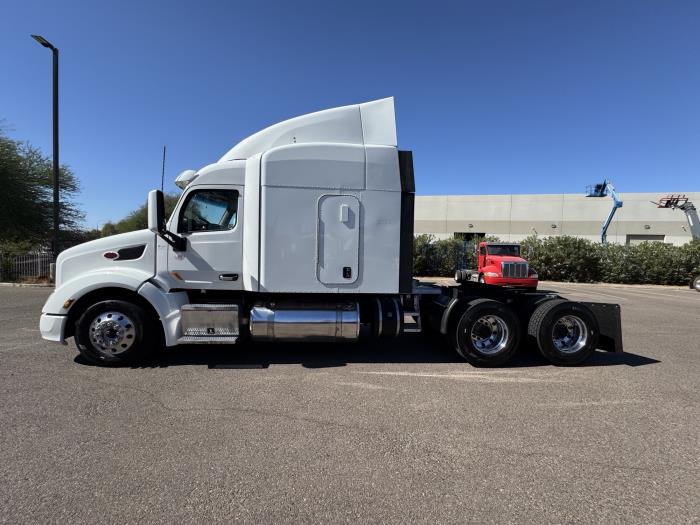 2020 Peterbilt 579-5