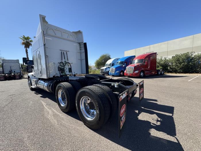 2020 Peterbilt 579-11