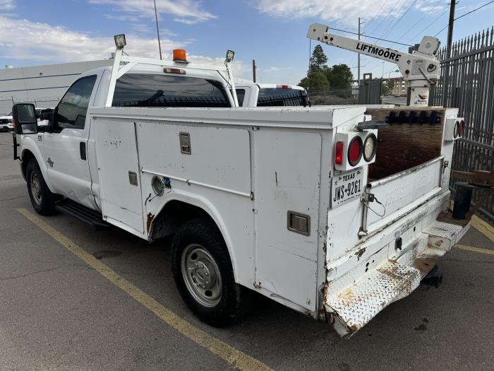 2012 Ford F-350-8