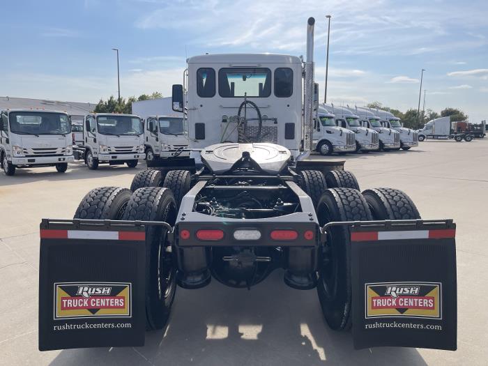 2020 Peterbilt 567-11