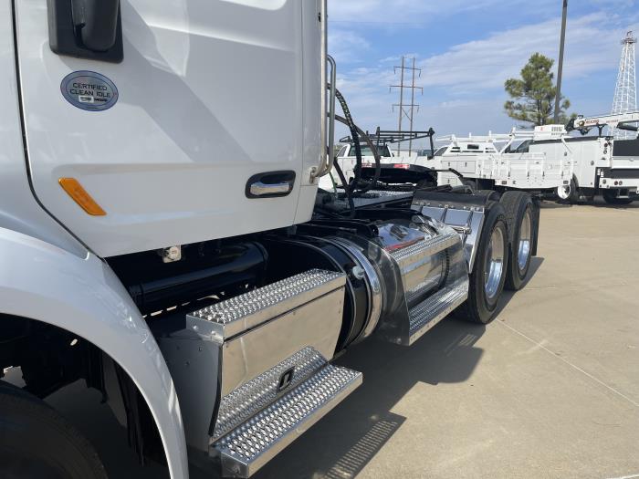 2020 Peterbilt 567-17