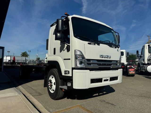 2025 Isuzu FTR-1