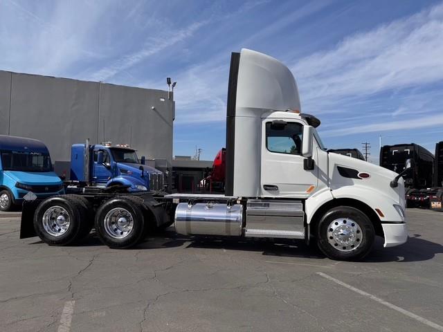 2019 Peterbilt 579-4