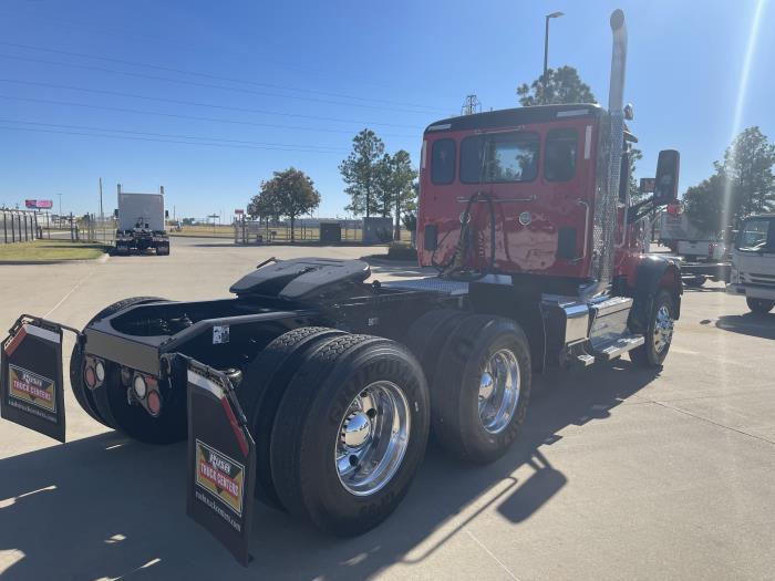 2020 Peterbilt 567-9