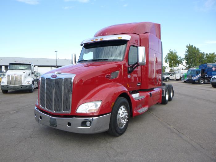 2022 Peterbilt 579-1