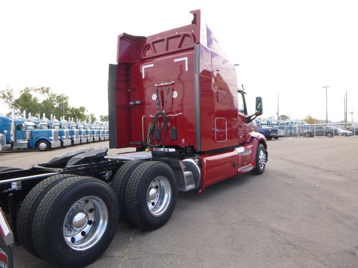 2022 Peterbilt 579-6