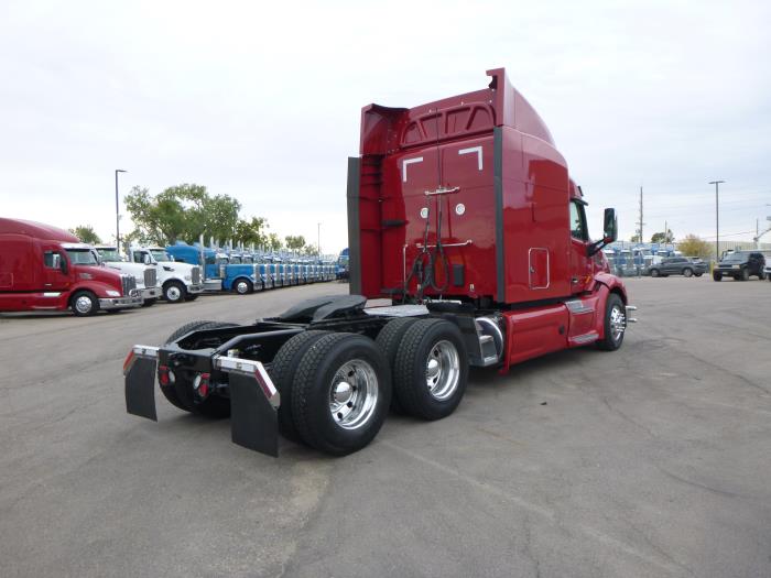 2022 Peterbilt 579-7