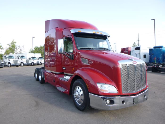 2022 Peterbilt 579-2