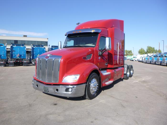 2022 Peterbilt 579-1