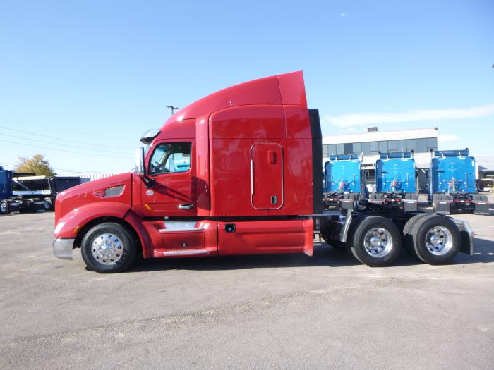 2022 Peterbilt 579-4