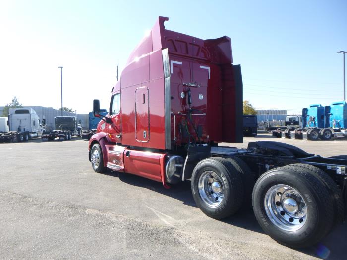 2022 Peterbilt 579-5