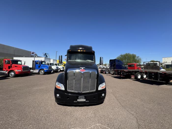 2020 Peterbilt 579-2