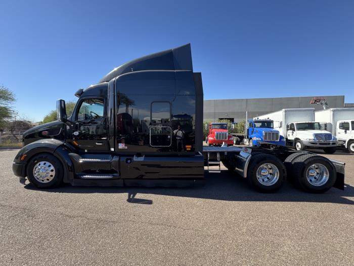 2020 Peterbilt 579-7