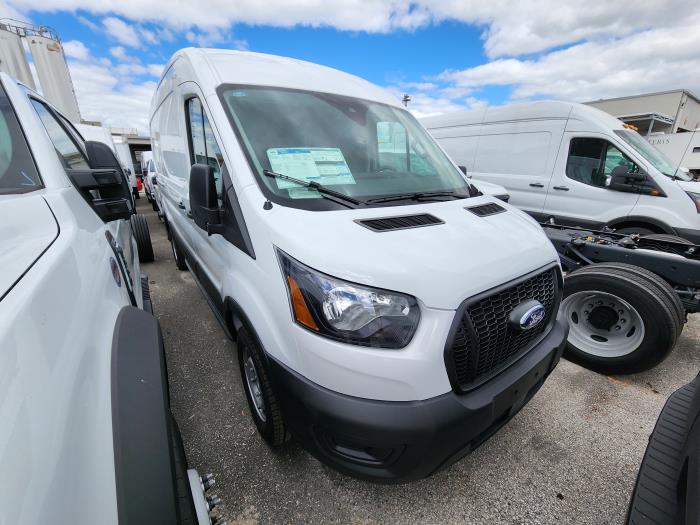 2024 Ford Transit-250-3