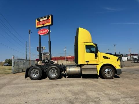 2021 Peterbilt 579-6