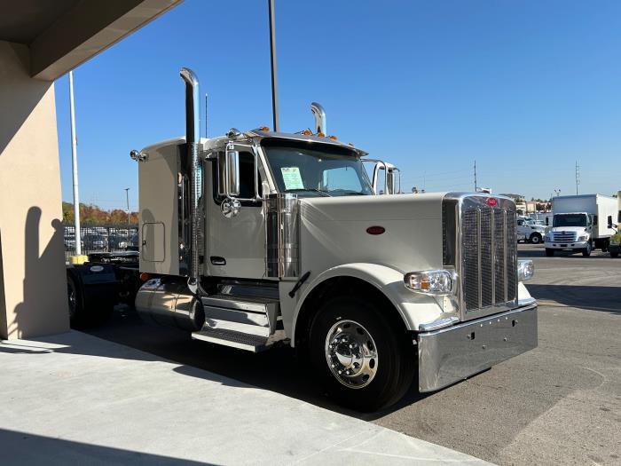 2025 Peterbilt 589-6