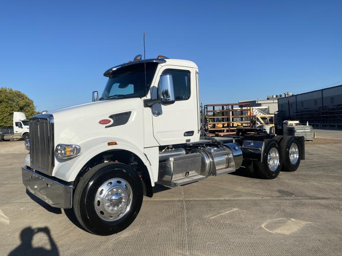 2025 Peterbilt 567-3