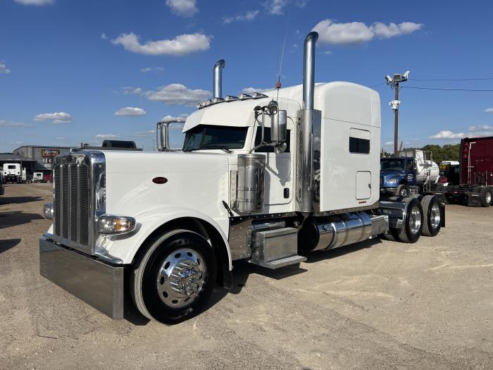 2020 Peterbilt 389-21