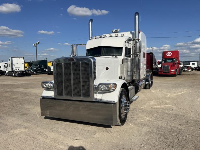 2020 Peterbilt 389-23