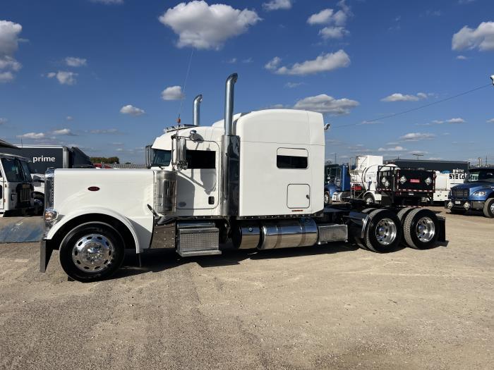 2020 Peterbilt 389-40