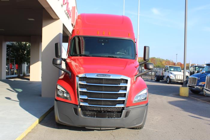 2021 Freightliner Cascadia-1