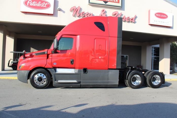 2021 Freightliner Cascadia-2