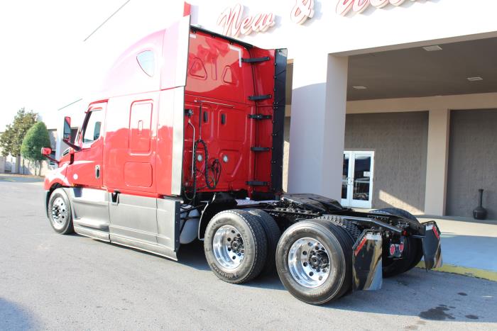 2021 Freightliner Cascadia-3