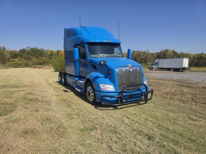 2021 Peterbilt 579-1