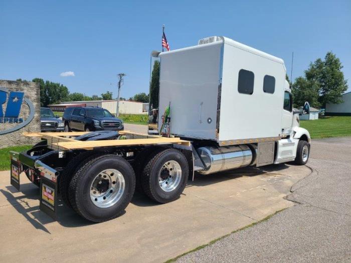 2024 Peterbilt 579-8