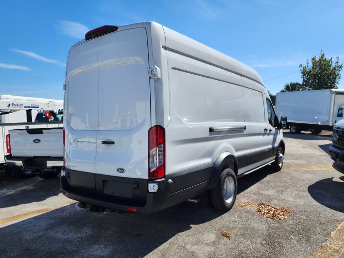 2024 Ford Transit 350 HD-5