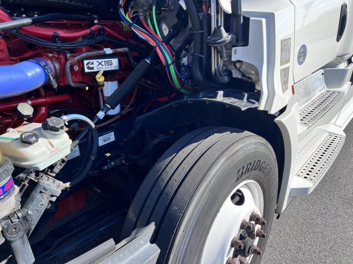 2020 Freightliner Cascadia-9